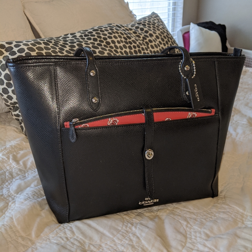 Coach City Tote Shoulder Bag with Pouch
